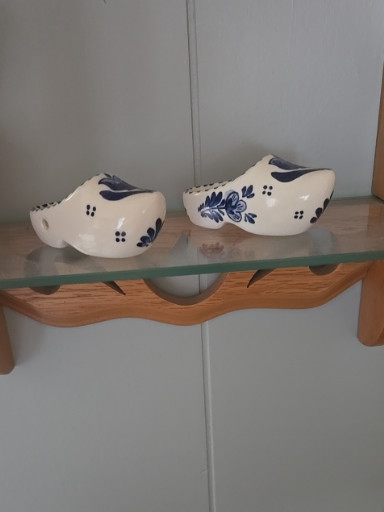 Pair of porcelain Delft Blue decorative Dutch clogs
