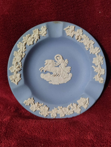 Wedgwood Jasperware pale blue ashtray with white relief decoration featuring Aurora in chariot