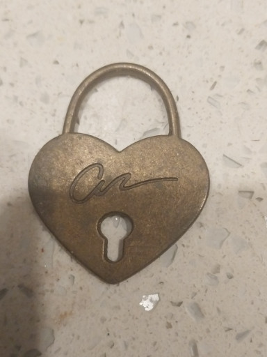 Bronze-tone heart-shaped padlock, vintage reproduction style
