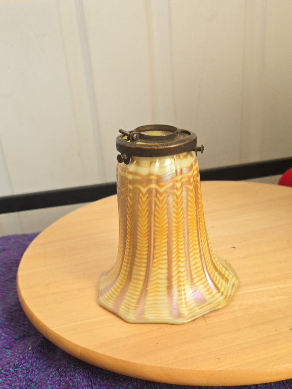 Art glass lamp shade with pulled feather pattern by Steuben or Durand