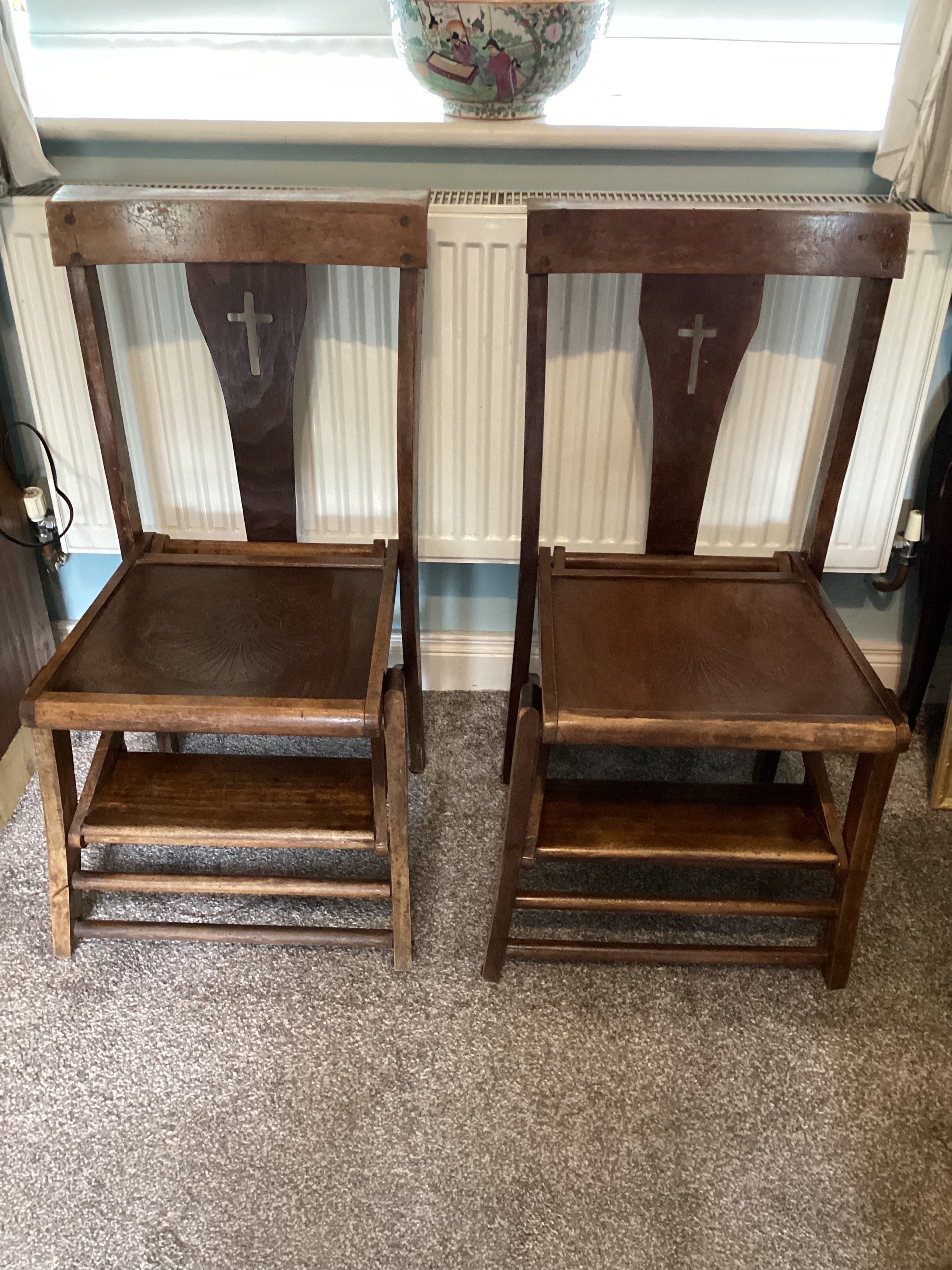 Wooden ecclesiastical prayer chairs with cross motif
