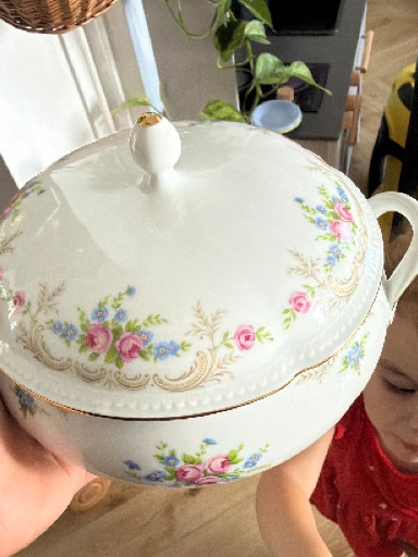 Porcelain covered tureen with hand-painted floral decoration and gold trim