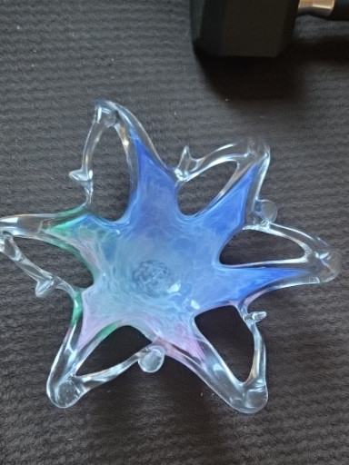 Hand-blown Murano glass starfish-shaped bowl in blue and green pastel tones by Lavorazione Arte Murano