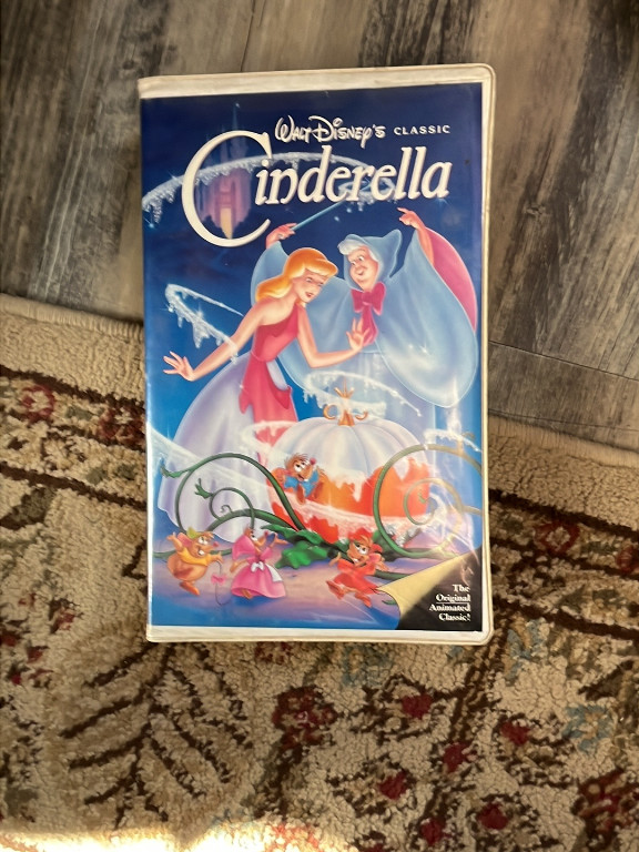 Walt Disney's Cinderella VHS Black Diamond Classic
