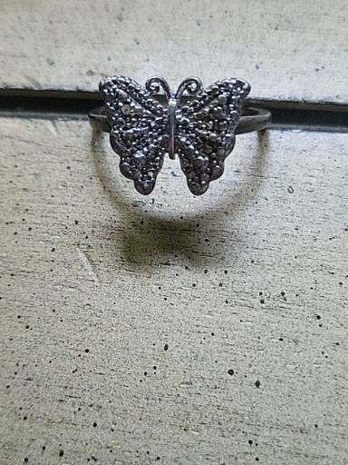 Sterling silver ring with marcasite butterfly motif