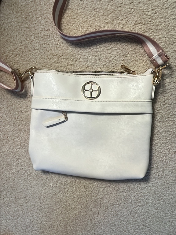 White leather crossbody bag by IMAN Global Chic