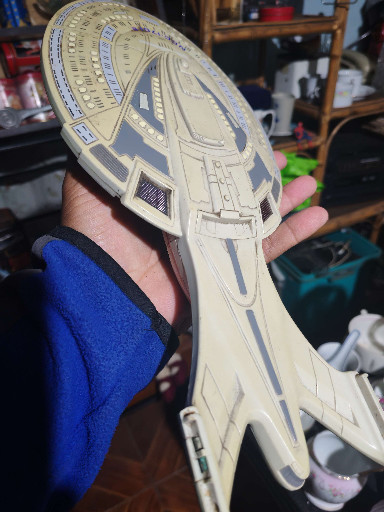 Réplica del modelo de nave espacial USS Enterprise NCC-1701-E de Star Trek por Hero Collector Eaglemoss