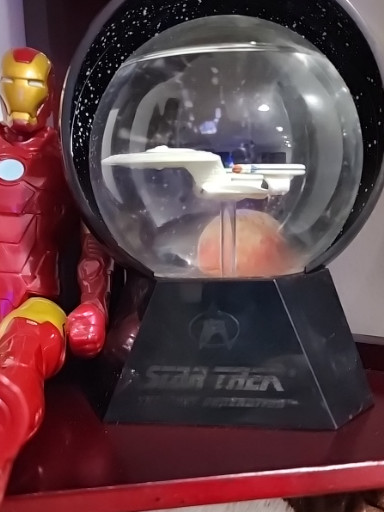 Willitts Star Trek USS Enterprise NCC-1701-D illuminated water globe