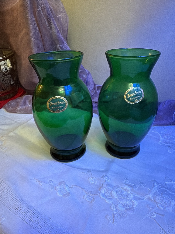 Pair of Forest Green glass vases by Anchor Hocking