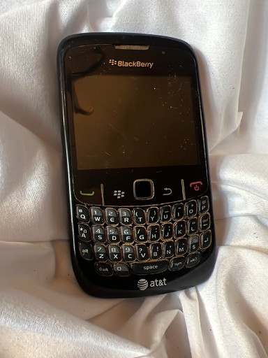 BlackBerry Curve 8520 smartphone by Research In Motion (RIM)