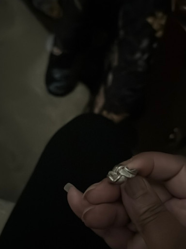 Silver-tone bow knot ring