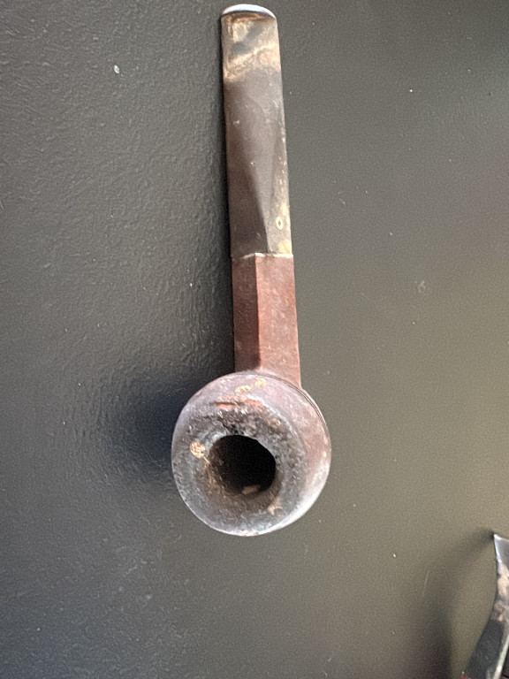 Vintage briar tobacco pipe with silver band