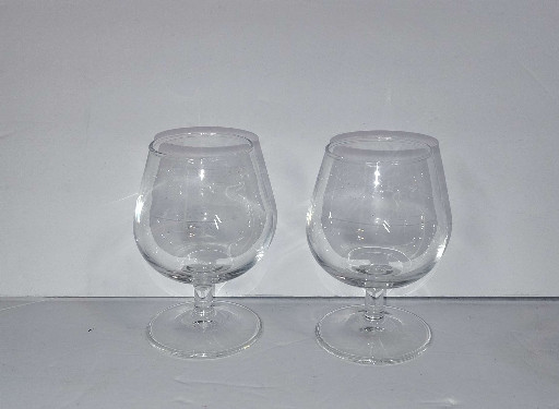 Pair of clear crystal brandy snifters, 3.5 inches tall