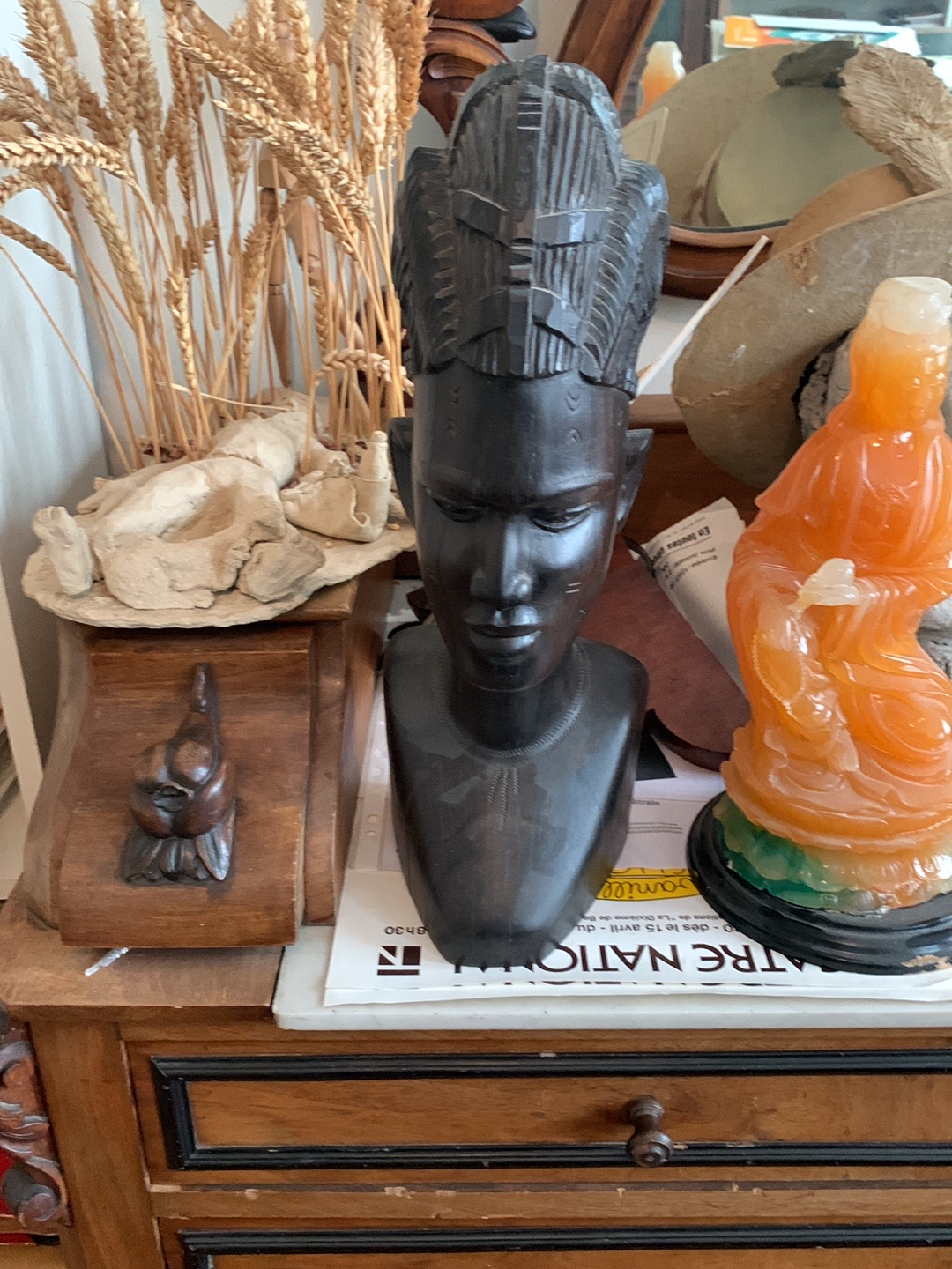 Sculpture en ébène représentant un buste africain