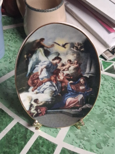 Porcelain oval plate titled 'Mary and Angels' by Trinity Broadcasting Network