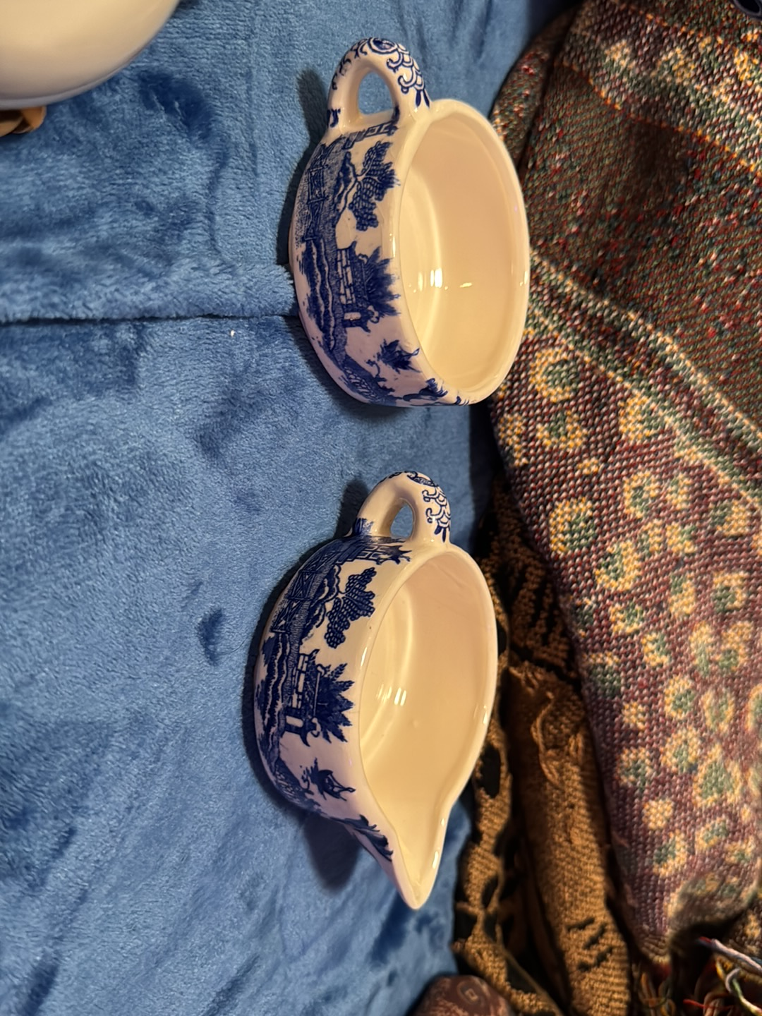 Porcelain Blue Willow pattern gravy boats