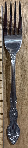 Stainless steel dinner fork in 'Orleans Rose' pattern, made in Japan