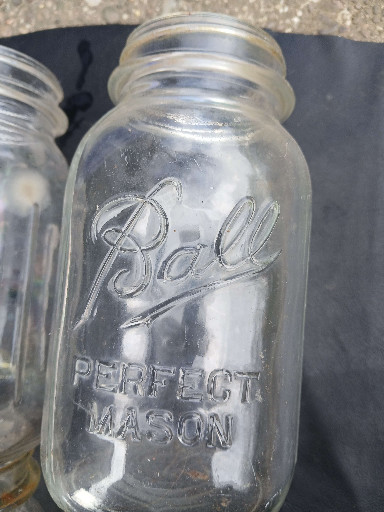 Clear glass 'Ball Perfect Mason' canning jar