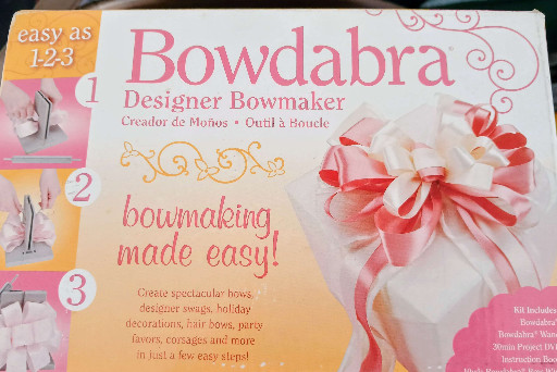Bowdabra Designer Bowmaker craft tool by Darice