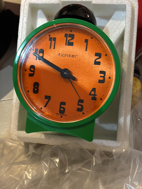 Sveglia meccanica vintage 'Fighter' prodotta in Germania