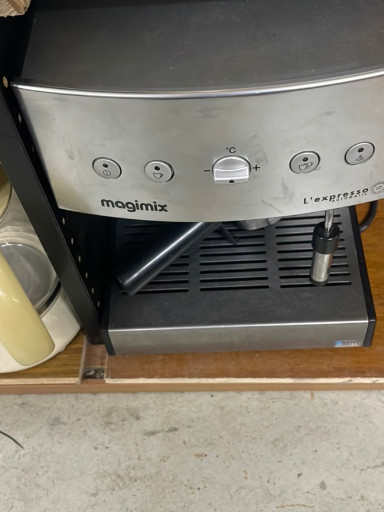 Machine à expresso automatique Magimix L'Expresso Automatic 11414 en acier inoxydable chromé mat