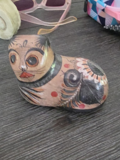 Hand-painted ceramic cat figurine from Tonala, Mexico