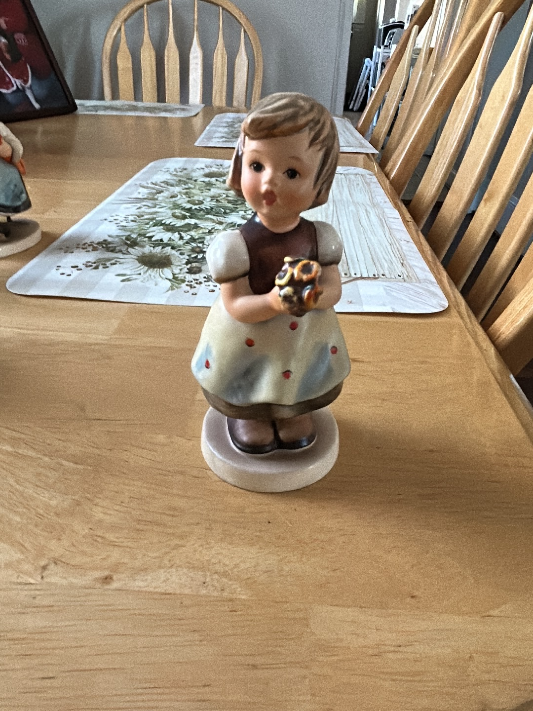 Porcelain figurine titled 'For Mother' by Goebel Hummel