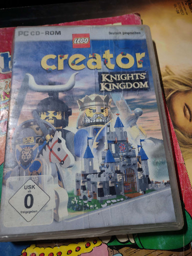 Videojuego PC CD-ROM 'LEGO Creator: Knights' Kingdom' de LEGO