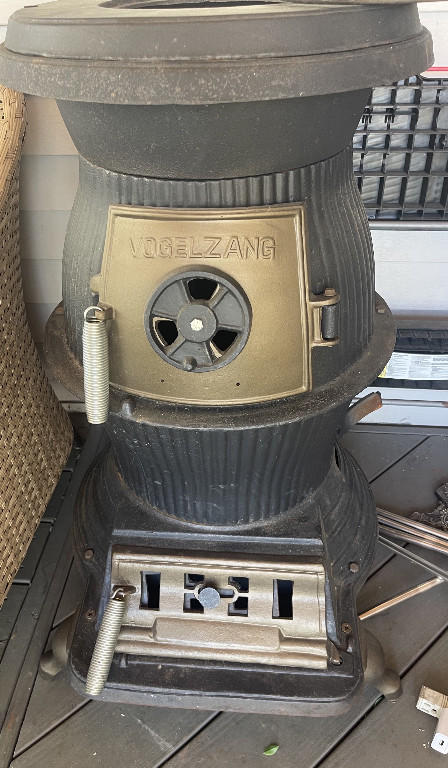 Cast iron 'Vogelzang' railroad caboose coal stove, professionally restored with Cerakote finish