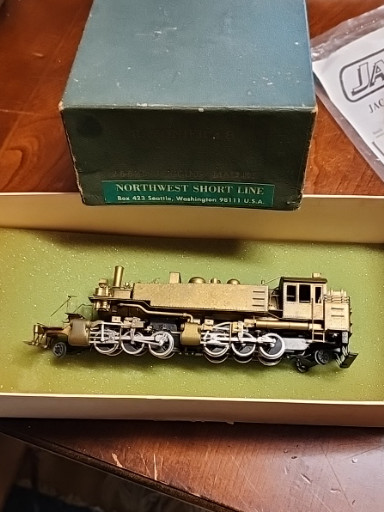 Brass HO scale model locomotive 'Rayonier 2-6-6-2T Logging Mallet' by Northwest Short Line