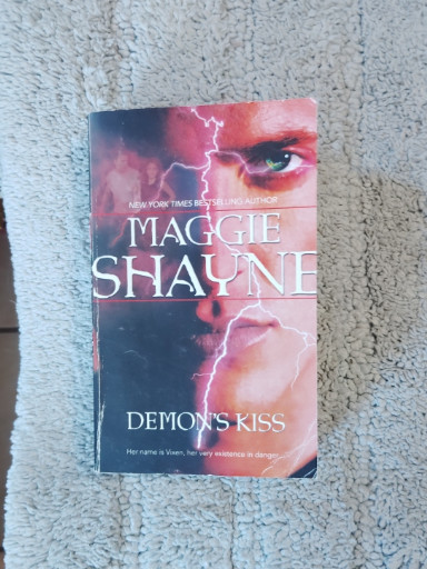Paperback book titled 'Demon's Kiss' by Maggie Shayne