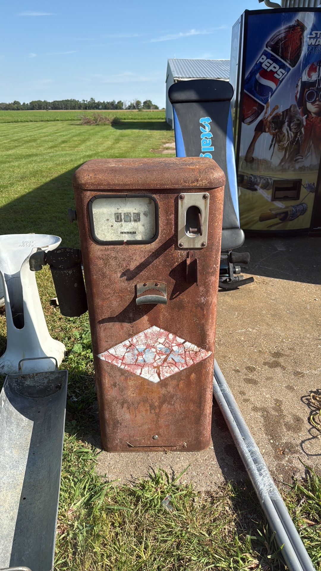 Vintage Tokheim 86 gas pump