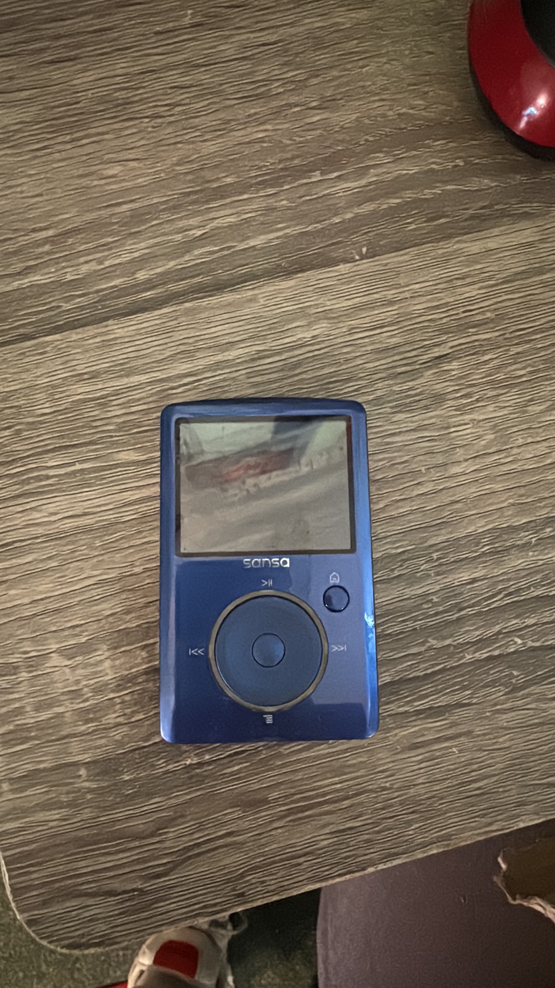 SanDisk Sansa Fuze MP3 Player by SanDisk