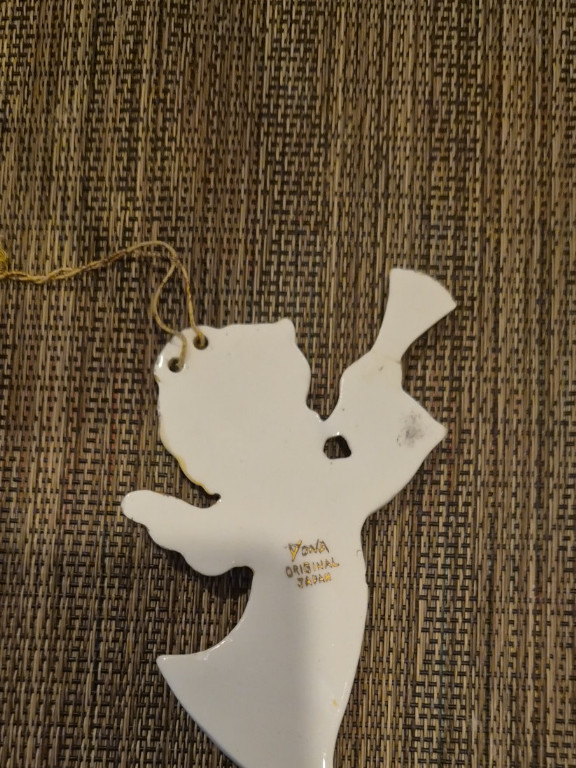 Ceramic angel ornament by Yona Original