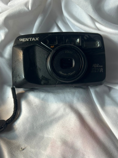 Pentax IQZoom EZY-R 35mm point-and-shoot film camera