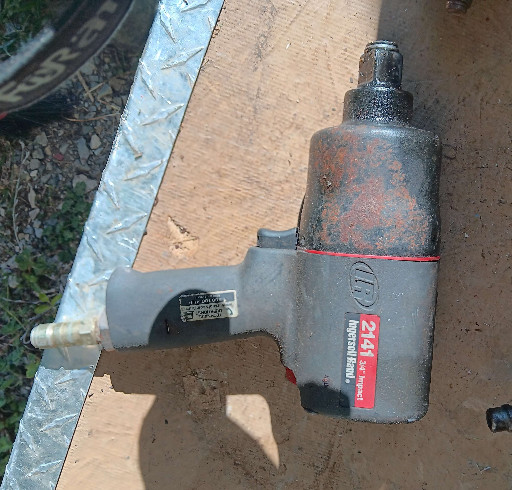 Ingersoll Rand 2141 1/2" drive pneumatic impact wrench