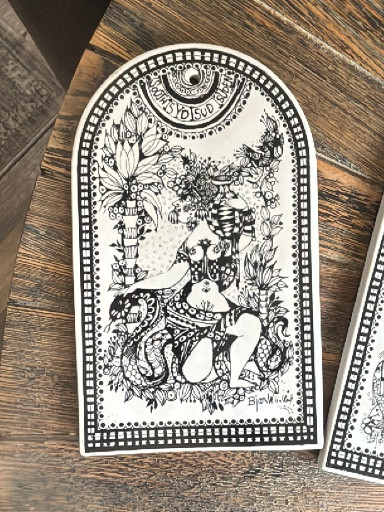 Porcelain wall plaque titled 'Die Vier Windrichtungen' (The Four Wind Directions) by Bjørn Wiinblad