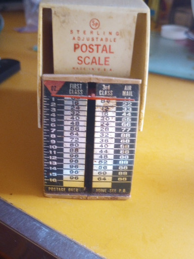 Vintage plastic postal scale by Sterling Plastics