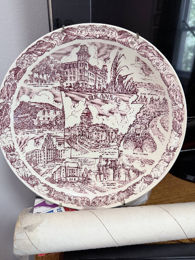 Ceramic commemorative plate titled 'Arkansas' by Vernon Kilns