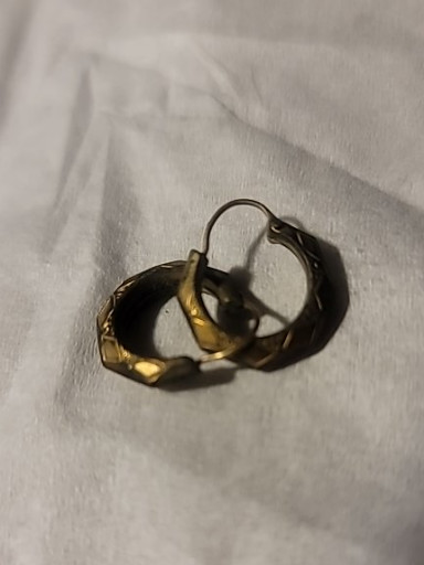 14k yellow gold textured hoop earrings