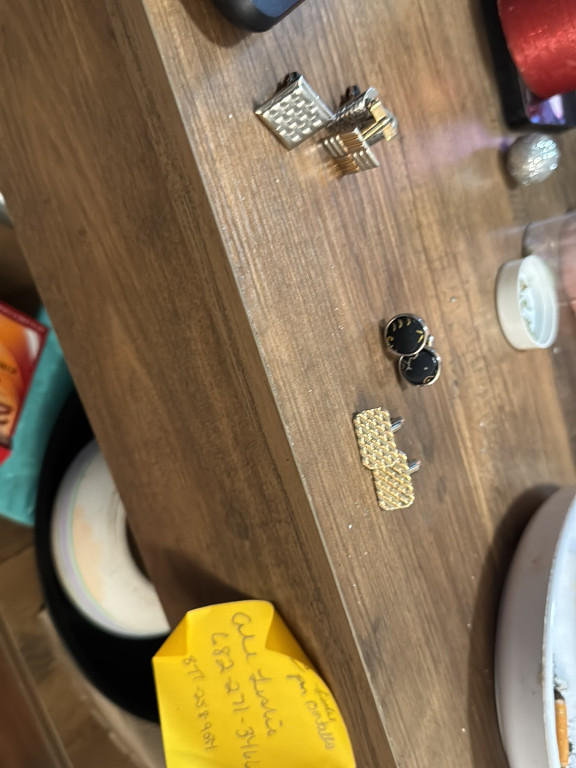 Vintage men's cufflinks and shirt studs set