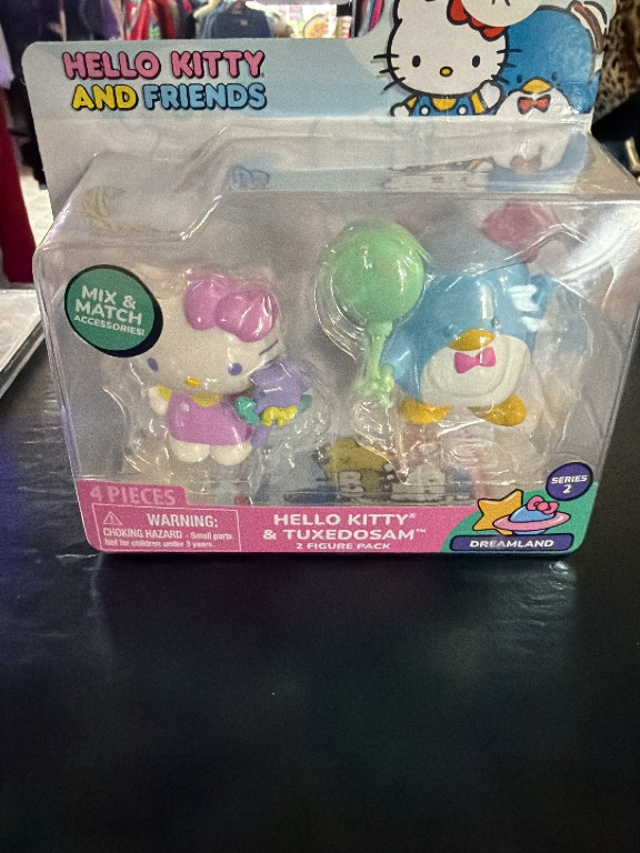 Hello Kitty and Friends 2-piece figure pack featuring Hello Kitty & Tuxedosam from Series 2: Dreamland by Sanrio