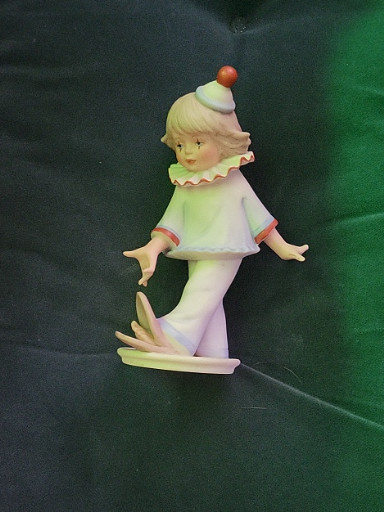 Porcelain figurine titled 'In the Spotlight' from the 'Under the Big Top' series by Gerhard Skrobek for Goebel