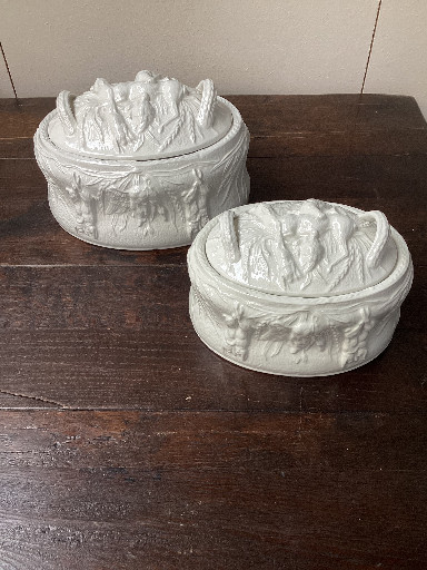 Pair of white ceramic game pie dishes with figural hunting scene lids by Portmeirion