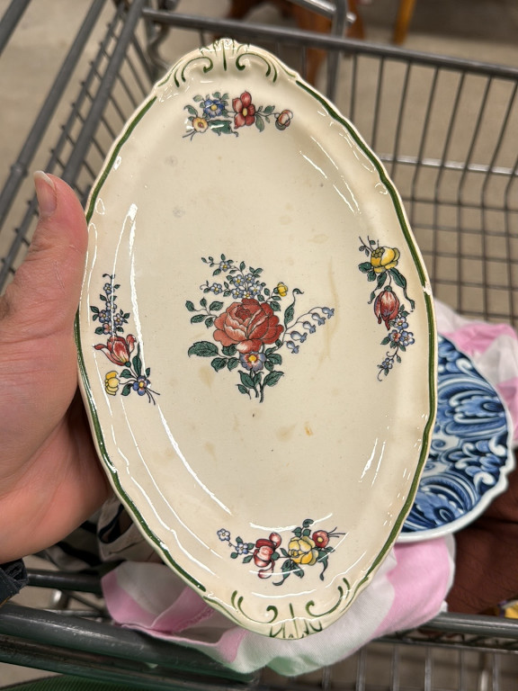 Porcelain serving platter 'Alt Strassburg' by Villeroy & Boch