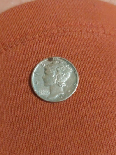 Silver Mercury Dime (Winged Liberty Head) by United States Mint