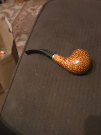 Briar wood rusticated bent apple smoking pipe