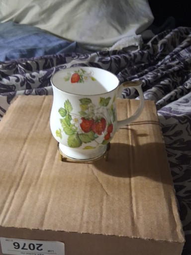 Porcelain mug with 'Virginia Strawberry' pattern by Queens (Rosina China)