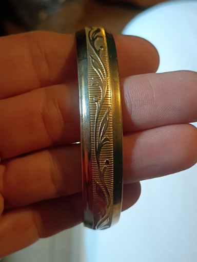 Gold-filled bangle bracelet with etched floral pattern
