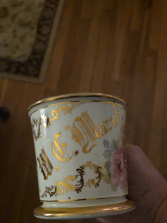 Porcelain personalized shaving mug with gold lettering and floral decoration